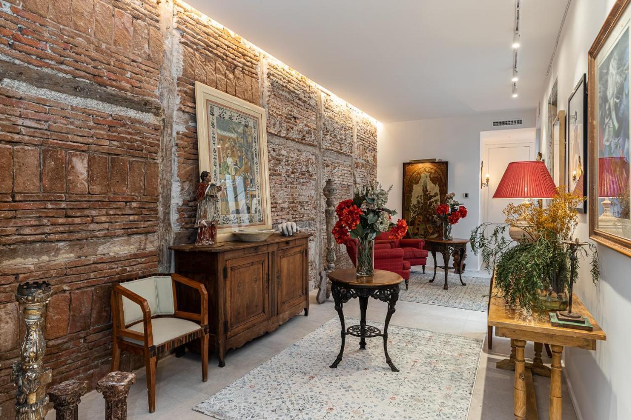 Queens House Chueca Madrid Extérieur photo
