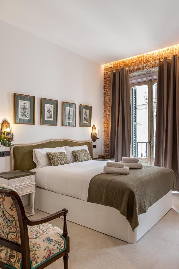 Queens House Chueca Madrid Extérieur photo